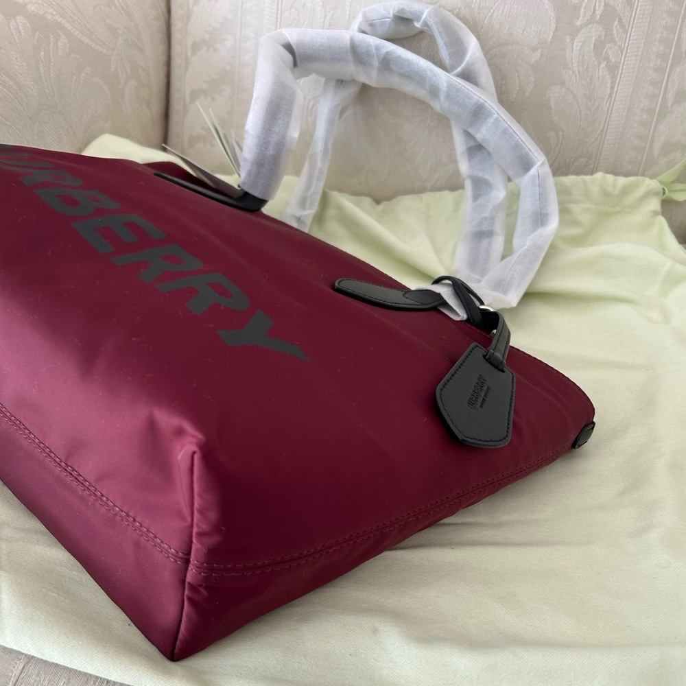 $1050 BURBERRY Small Burgundy ECONYL Logo Nylon Tote Shoulder Bag brand NWT - Picture 9 of 13